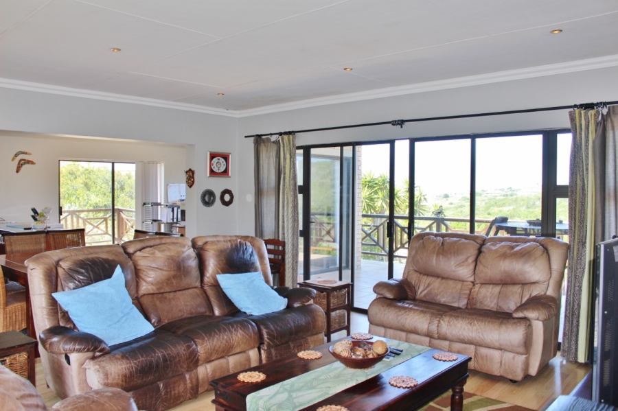 4 Bedroom Property for Sale in West Bank Eastern Cape